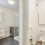 2 Bedroom Flat Centre De - Eiffel Tower View